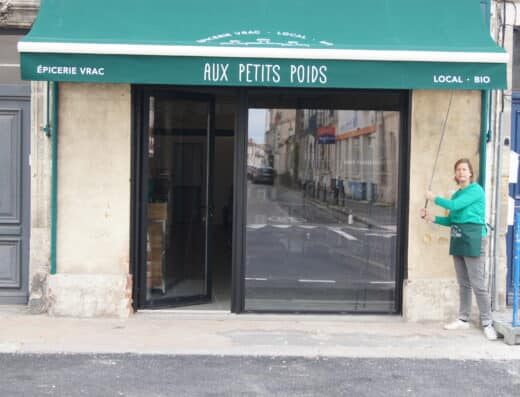 AUX PETITS POIDS